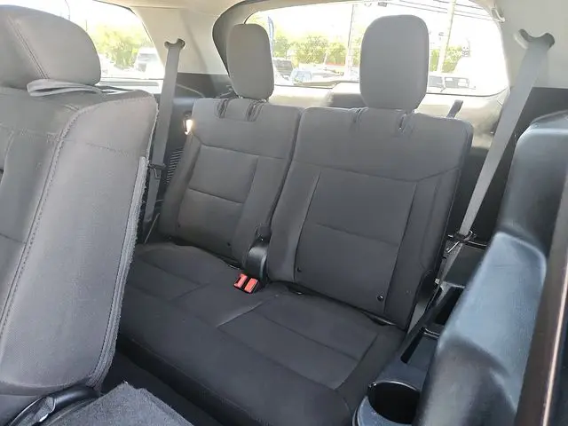 2021 Ford Explorer - $19,998
