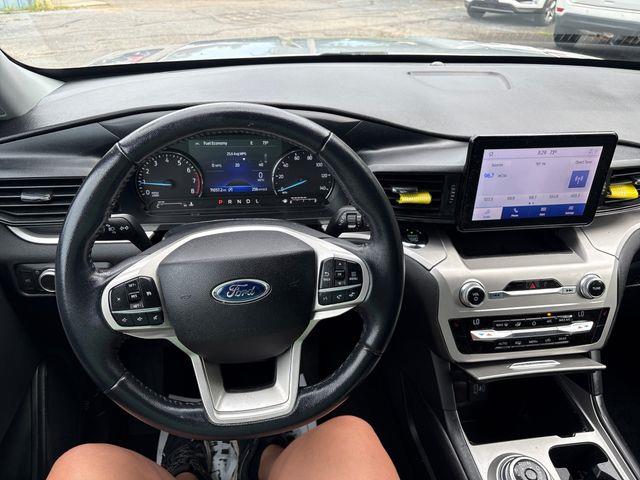 2021 Ford Explorer - $21,979