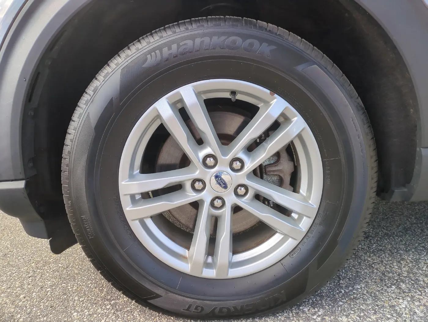 2021 Ford Explorer - $23,290