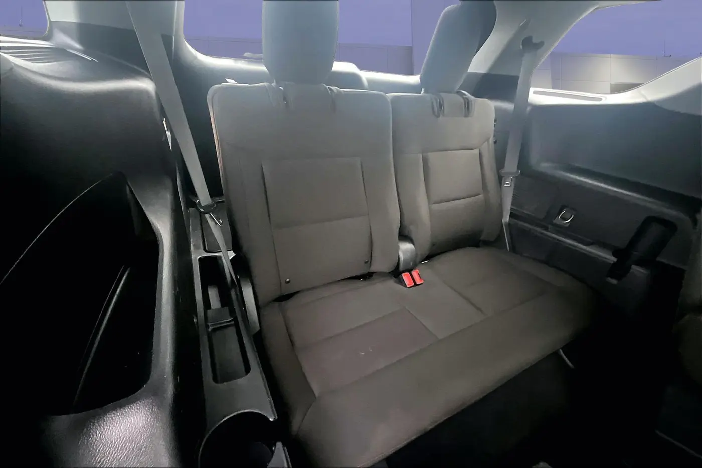 2022 Ford Explorer - $25,999