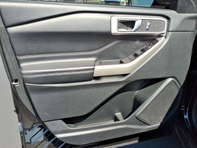 2022 Ford Explorer - $27,611
