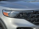 2022 Explorer Thumbnail 10