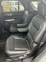 2023 Explorer Thumbnail 10