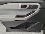 2023 Explorer Thumbnail 28