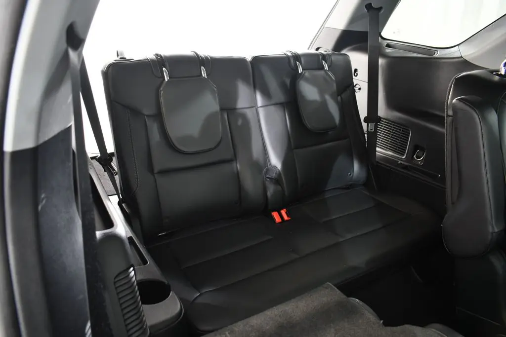 2023 Ford Explorer - $30,255