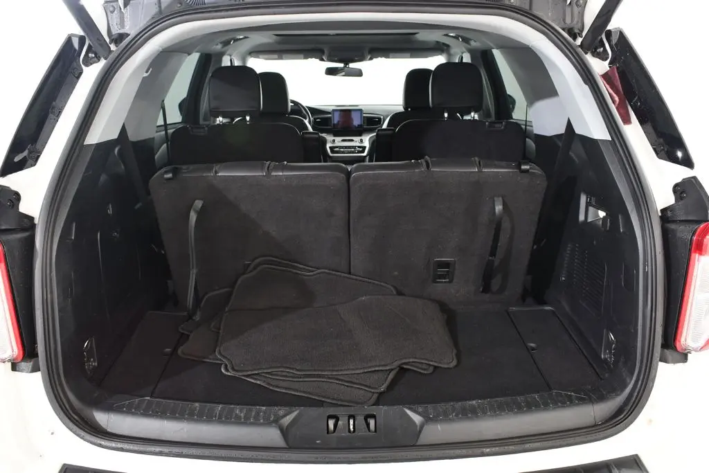 2023 Ford Explorer - $30,255