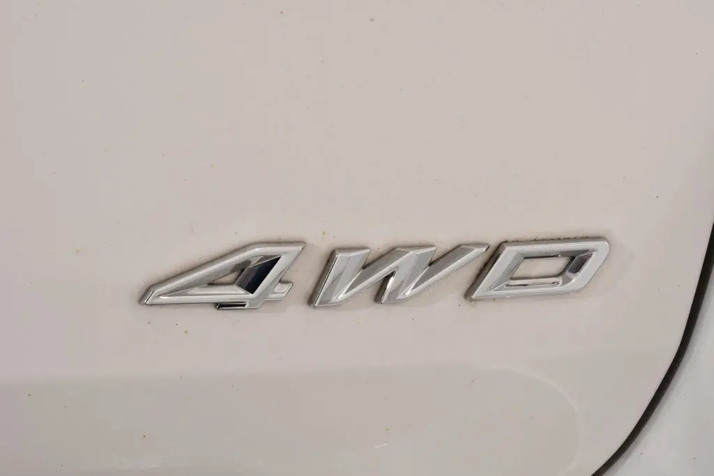 2023 Ford Explorer - $30,255