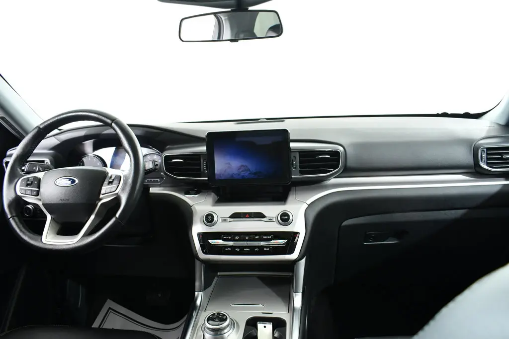 2023 Ford Explorer - $29,555