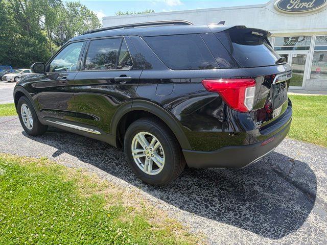 2023 Ford Explorer - $29,300