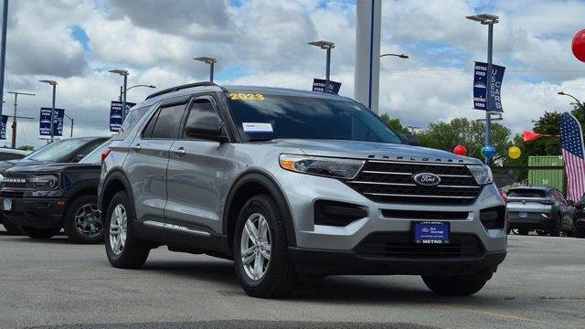 2023 Ford Explorer XLT