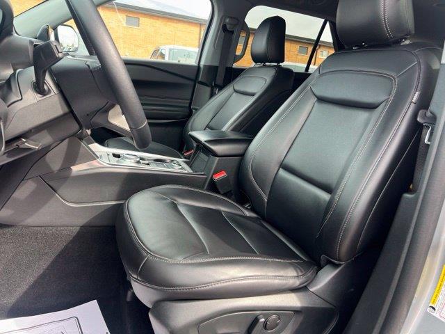 2023 Ford Explorer - $26,942