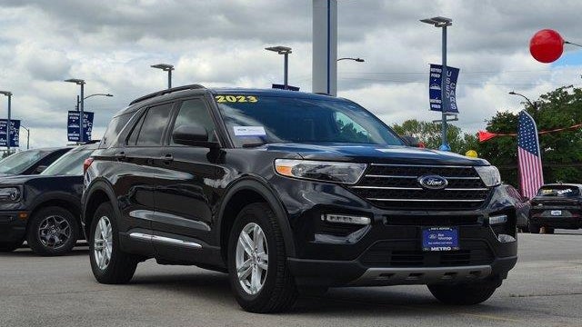 2023 Ford Explorer XLT