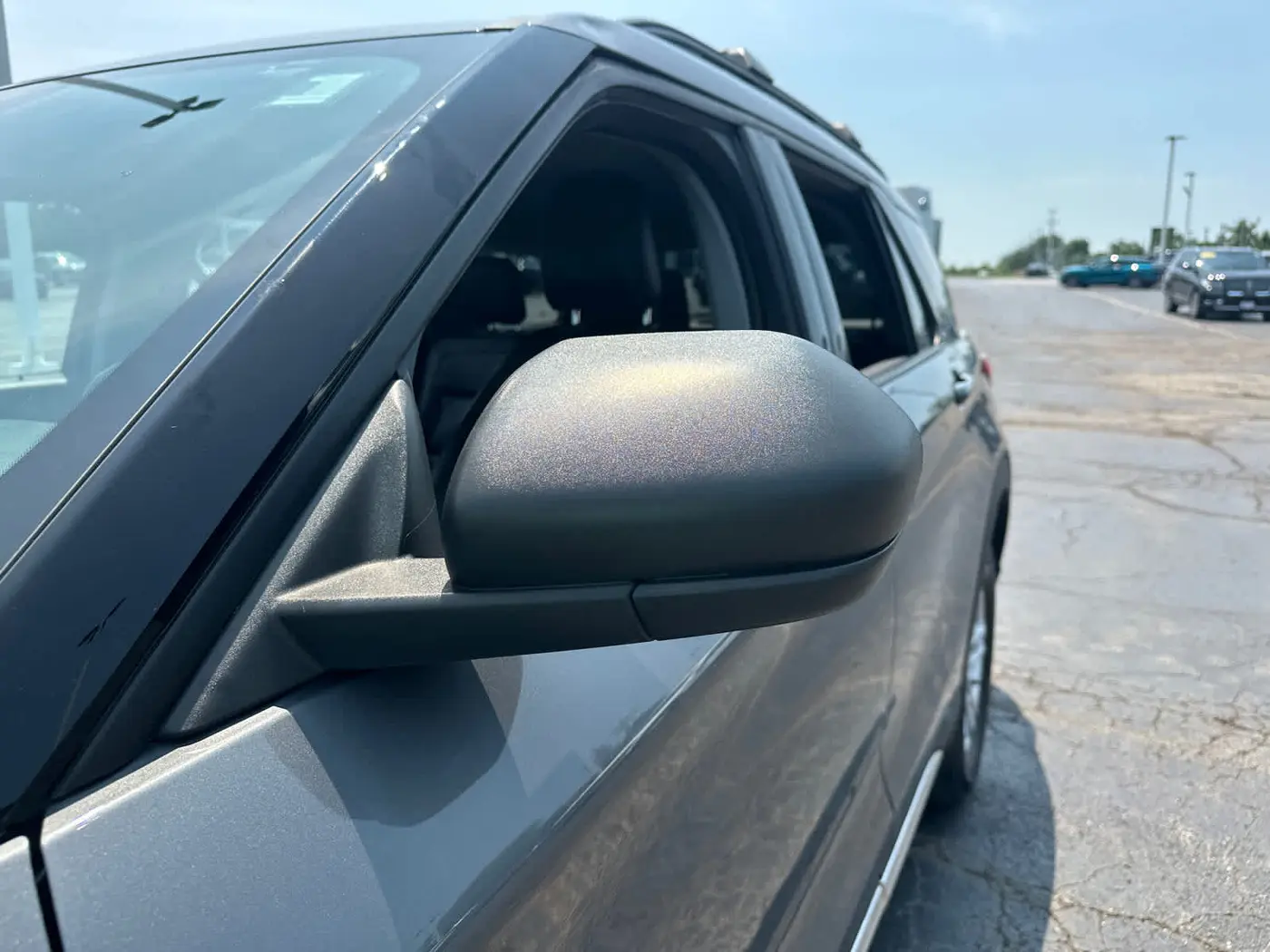 2023 Ford Explorer - $28,990
