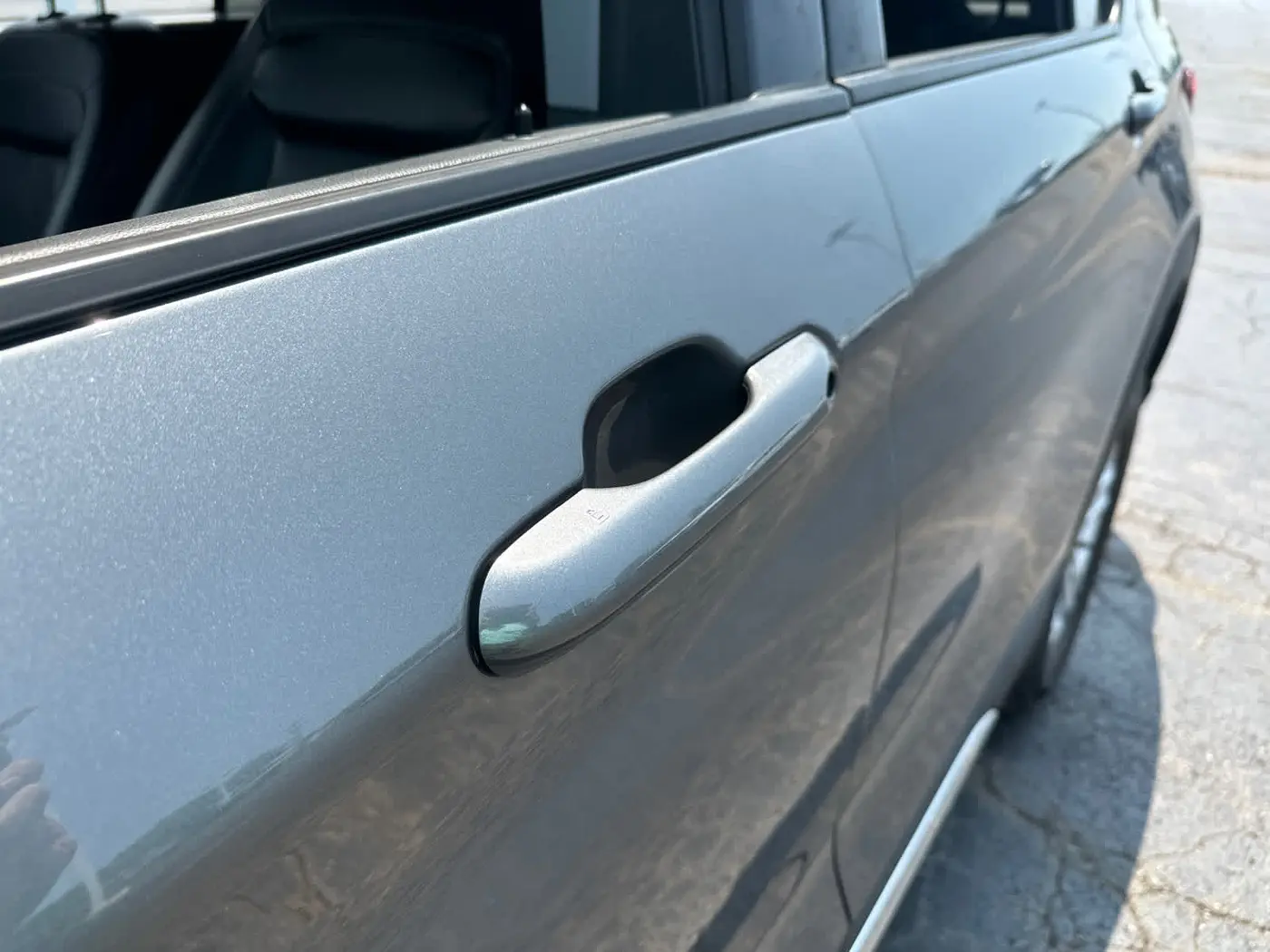 2023 Ford Explorer - $28,990