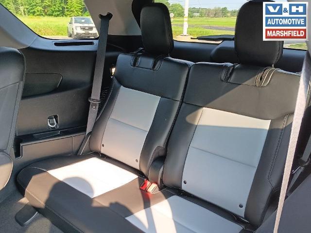 2023 Ford Explorer - $31,896