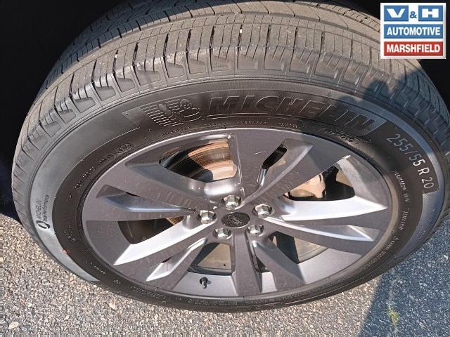 2023 Ford Explorer - $31,896