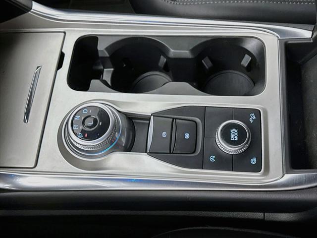 2023 Ford Explorer - $32,999