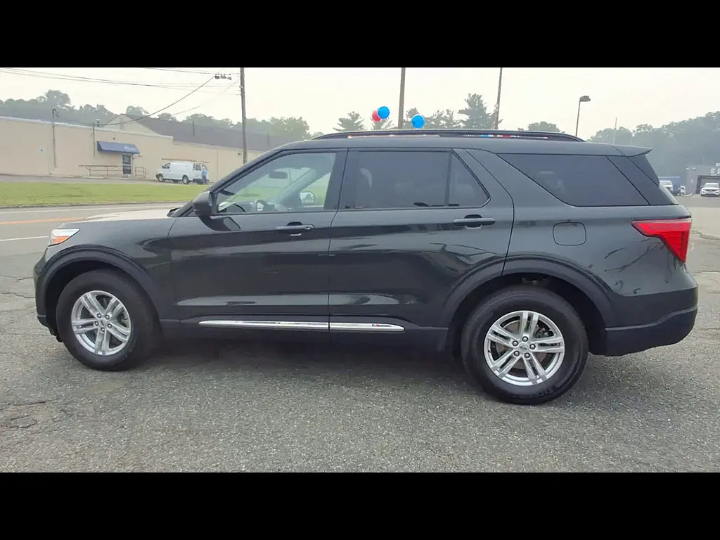 2023 Ford Explorer - $31,957