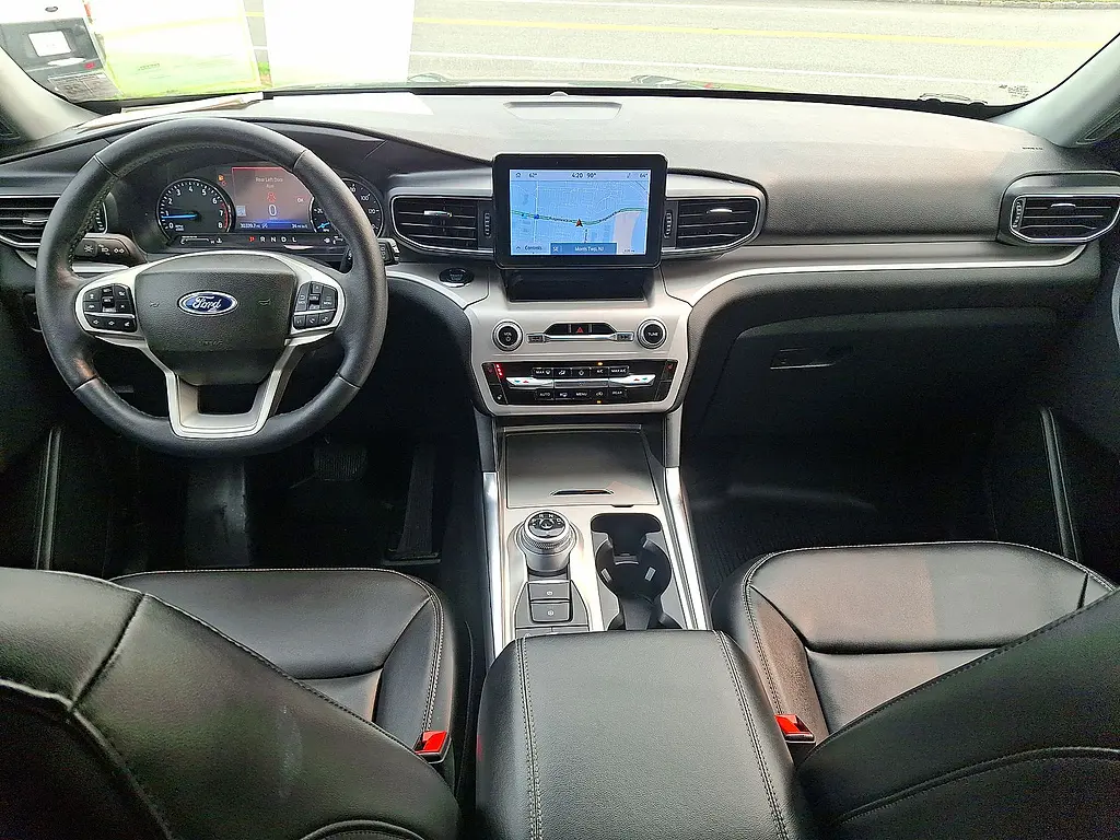2023 Ford Explorer - $31,957