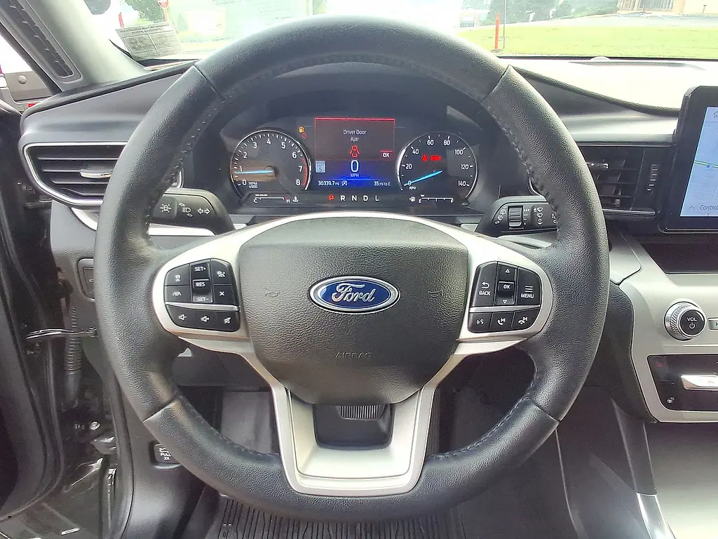 2023 Ford Explorer - $31,957