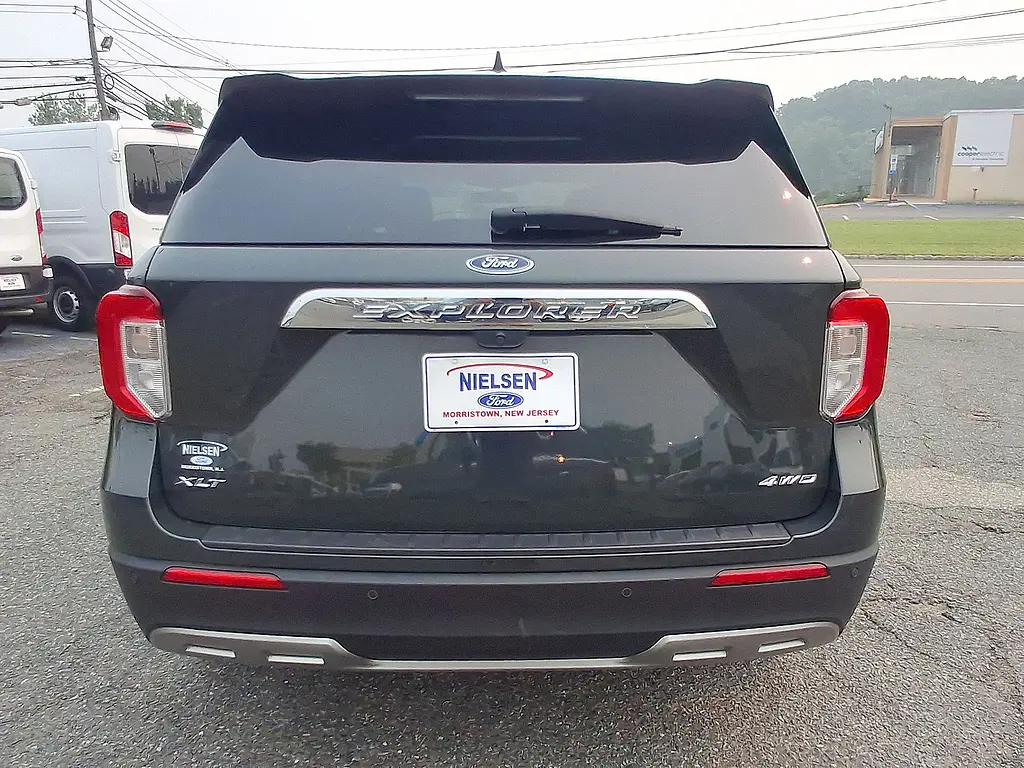 2023 Ford Explorer - $31,957