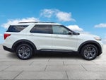 2023 Explorer Thumbnail 7