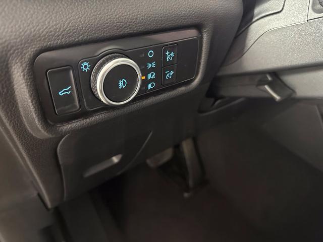 2023 Ford Explorer - $32,447