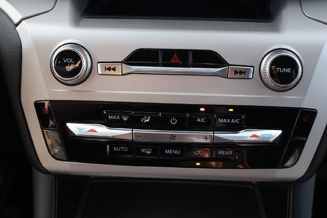 2023 Ford Explorer - $33,314