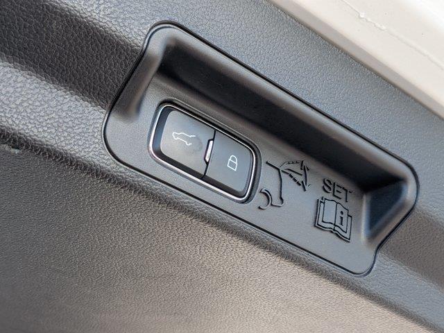2020 Ford Explorer - $22,527