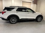2020 Explorer Thumbnail 23