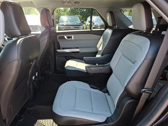 2021 Ford Explorer - $25,000