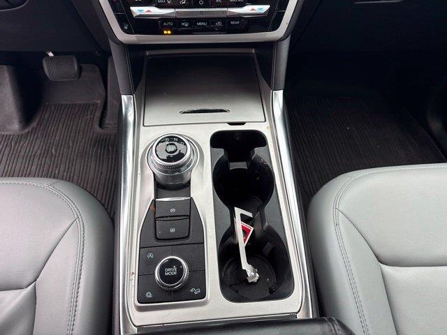 2021 Ford Explorer - $26,000