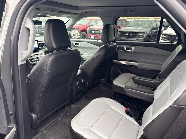 2021 Ford Explorer - $26,000