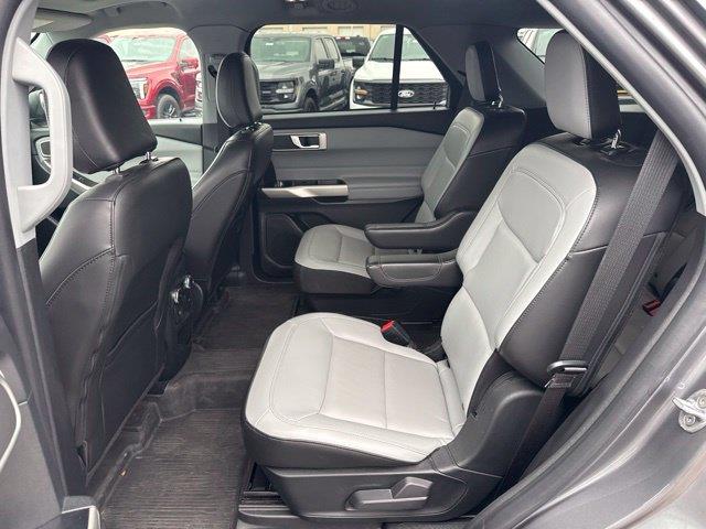 2021 Ford Explorer - $26,000