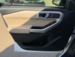 2022 Explorer Thumbnail 11