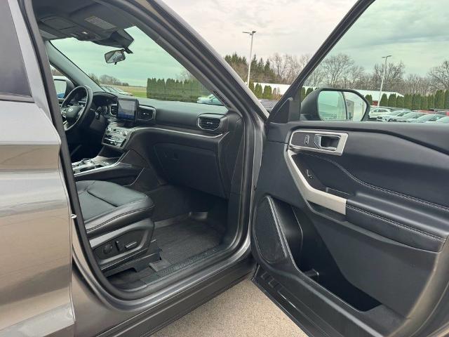 2022 Ford Explorer - $29,733