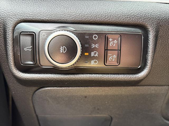 2023 Ford Explorer - $28,898