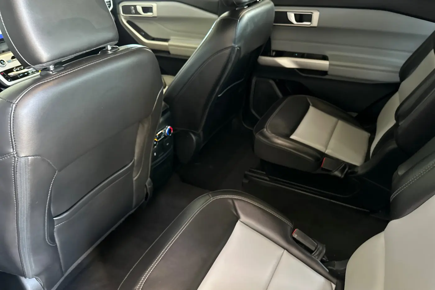 2023 Ford Explorer - $29,850