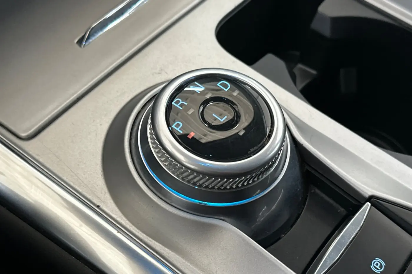2023 Ford Explorer - $29,850