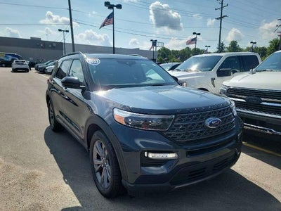 2023 Ford Explorer AWD XLT 4DR SUV