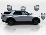 2023 Explorer Thumbnail 9