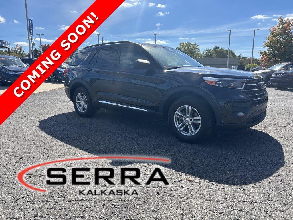 2023 Ford Explorer - $31,900