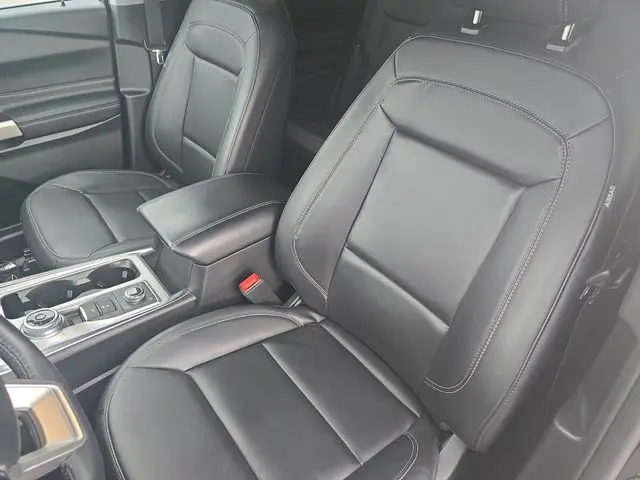 2023 Ford Explorer - $30,746