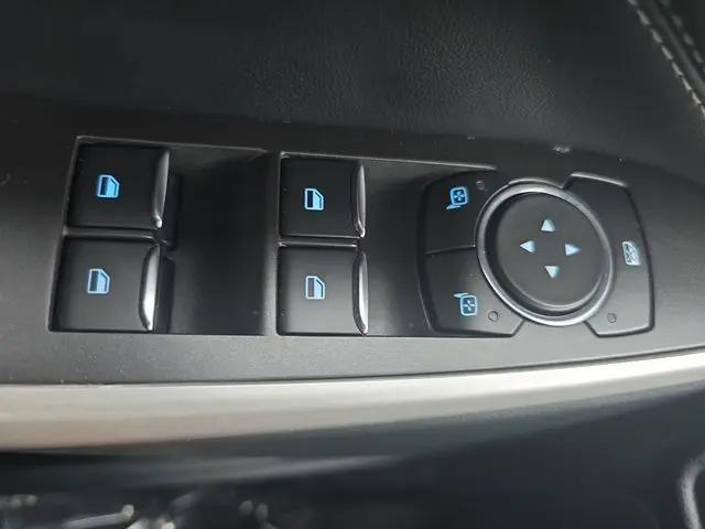2023 Ford Explorer - $30,746