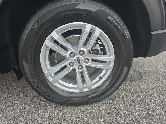 2023 Ford Explorer - $30,746