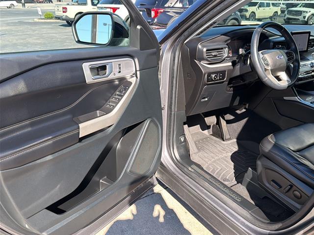 2023 Ford Explorer - $26,876