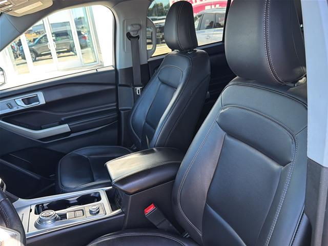 2023 Ford Explorer - $26,876