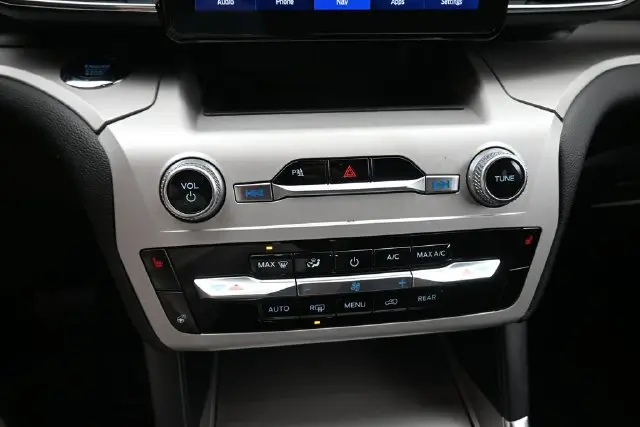 2024 Ford Explorer - $32,698