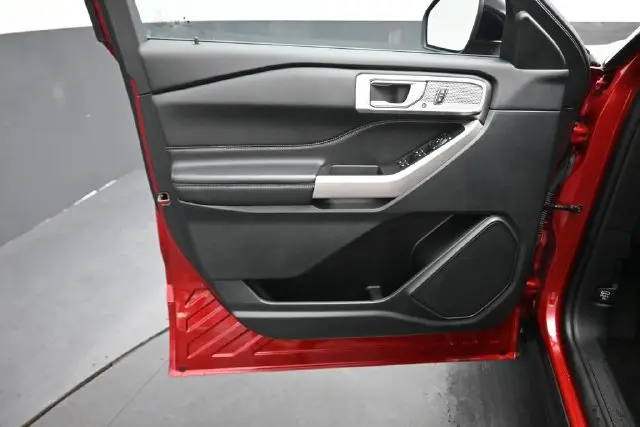 2024 Ford Explorer - $32,698