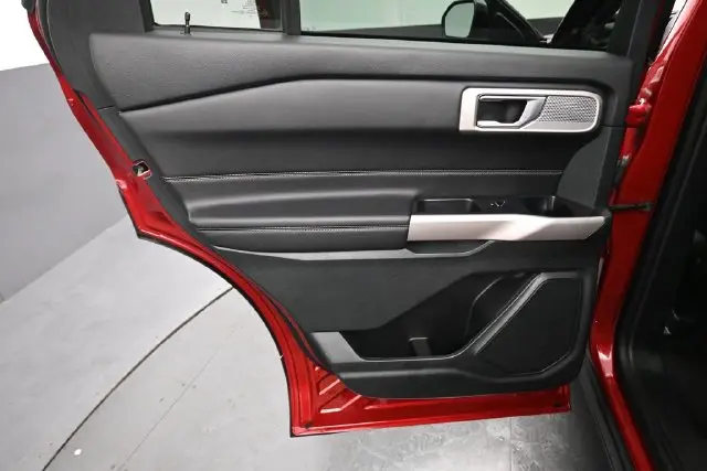 2024 Ford Explorer - $32,698